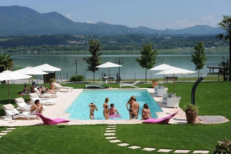 Szálloda Villa Baroni Lomnago