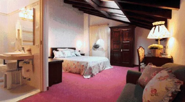 *** Szálloda Villa Baroni Lomnago Olaszország